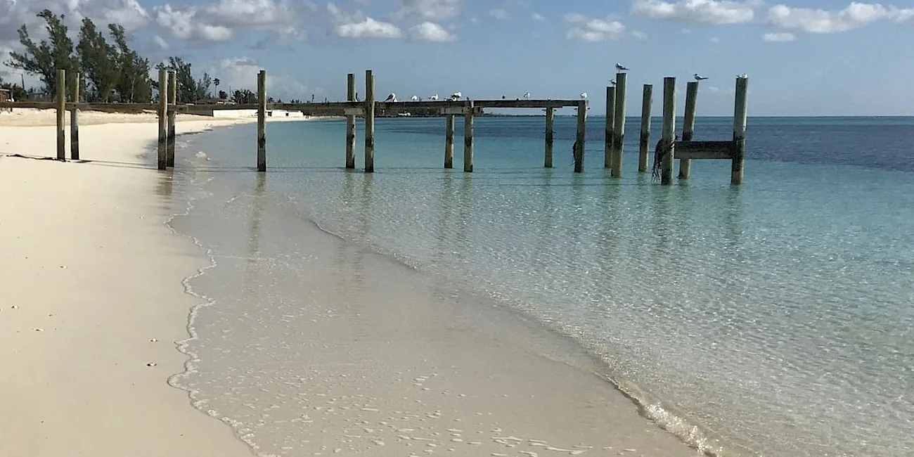 BAHAMAS — 12 Taino Beach